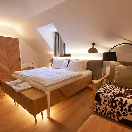 Plesnik Logar Valley Отель Солчава