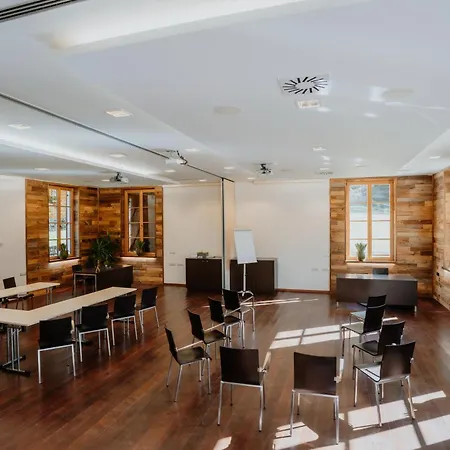 Plesnik Logar Valley