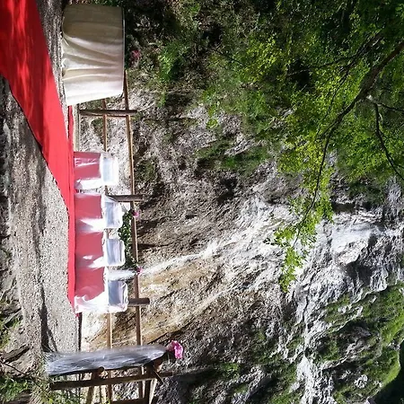 ホテル Plesnik Logar Valley 4*