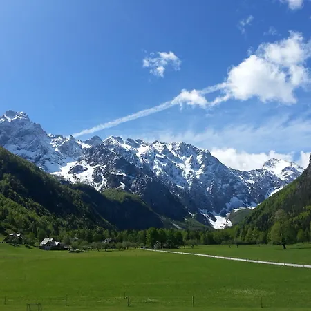 Plesnik Logar Valley Отель Солчава