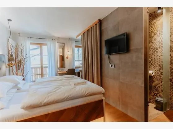 Plesnik Logar Valley Hotel 4*