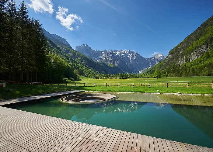 Plesnik Logar Valley 4*