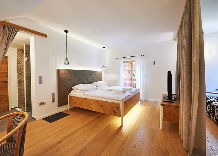 Plesnik Logar Valley 4* Solčava